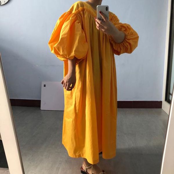 

[eam] women yellow pleated big size dress new round neck long lantern sleeve loose fit fashion tide spring autumn 2020 lj201203, White;black