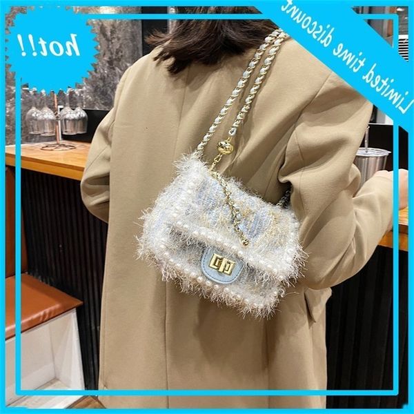 

autumn and winter plush women's 2020 new fashion messenger bag