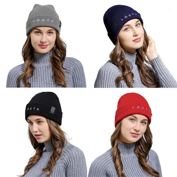 

beanies 2002 early-winter autumn all-match letter embroidered print men women baggy wool knit ski beanie keep warm head windproof hat1