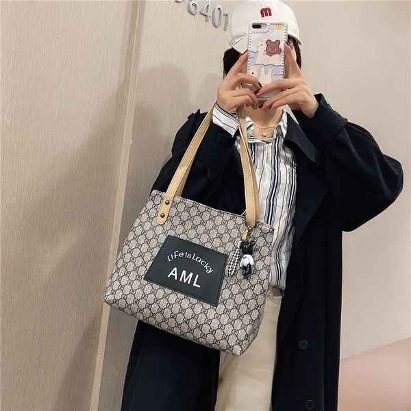 

f1yw5 new women's 2020 fashion korean version of versatile simple capacity temperament leisure large foreign tote style handbag bagshou