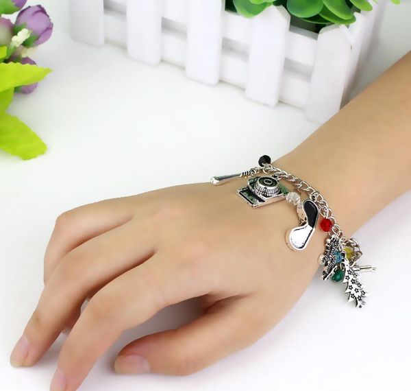 

wholesale- fandom charm bracelet eleven dustin demog qylljr dh_garden, Golden;silver