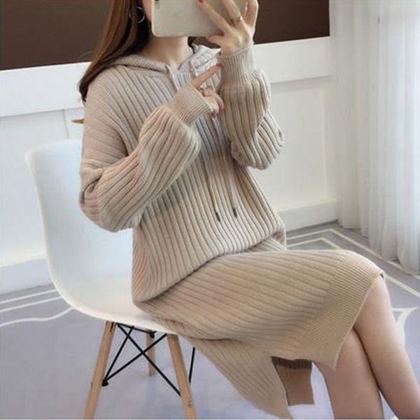 

2021 new overrated fashion sweatshirt women's autumn and winter base jersey loose with hood hair ball mid-length female mesh rubm, White;black