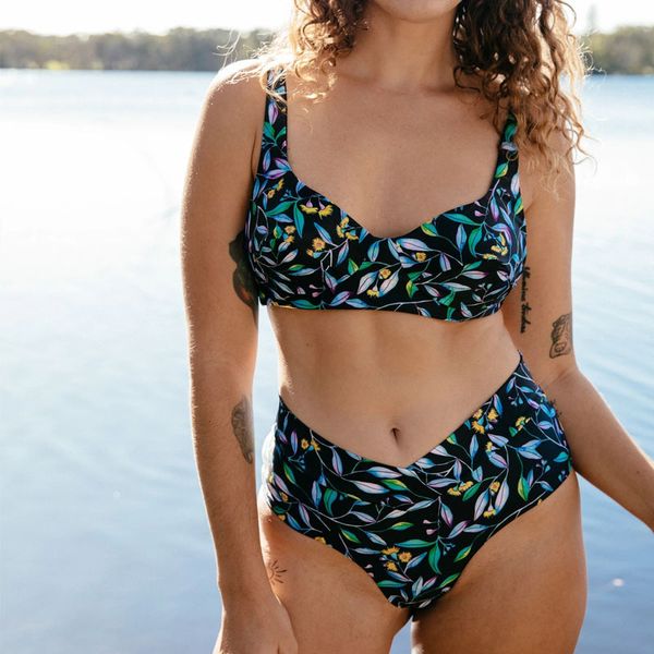 

2021 new high waist i leaves swimsuit bikini, White;black