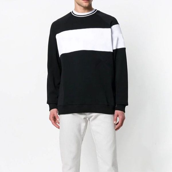 

Famous Black Red Hoodies Streetwear Men Women Embroidery Pullover Stylist Hoodies Long Sleeve Casual Mens Hoodies Sweatshirt Size M-XXL