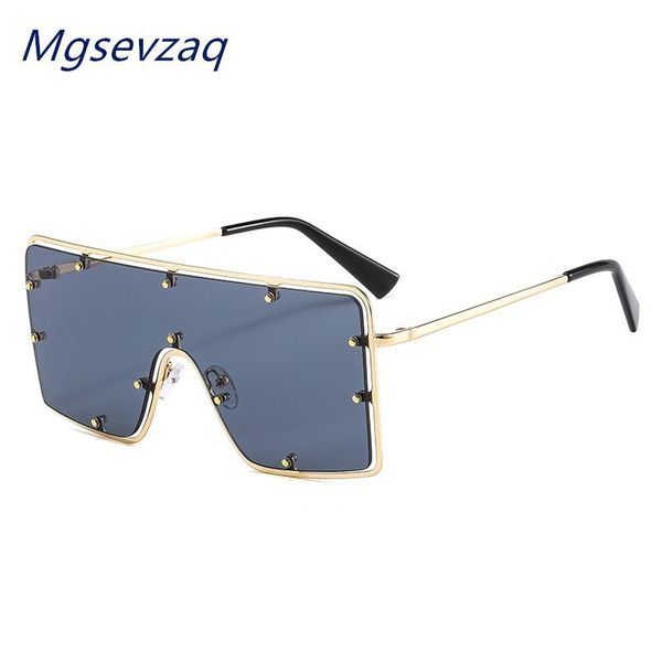 

metal oversized frame rivet trend personality sunglasses fashion luxury gorgeous high-quality ancient sun glasses, White;black