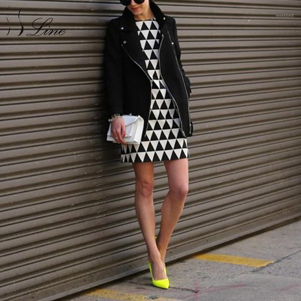 

ssline 2018 women sunner sleeveless mini dress plaid printed sweet round neck dresses ladies a-line kintting cotton vestidos1, White;black