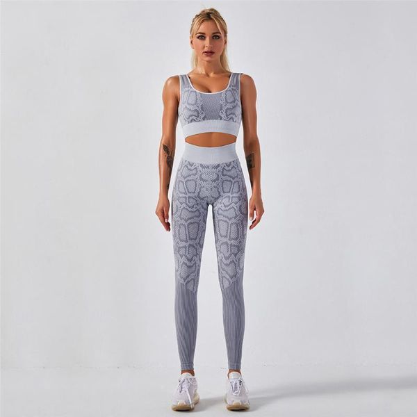 

yoga outfits snake stripe seamless sportswear 2 piece set women sports bra and leggings fitness running workout clothes gym outfit a010g, White;red