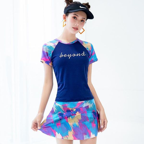 

2020 new net red slim sports swimsuit female conservative split skirt student hipster swimsuit1, White;black