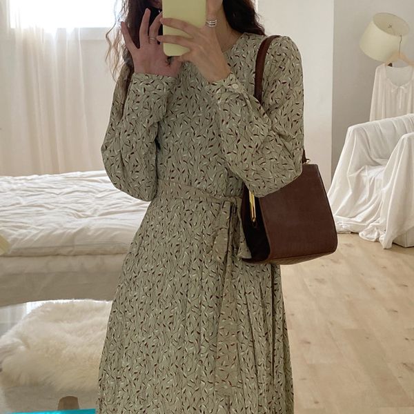 

осень 2020 новые цветочные кружева вверх рыхлый осень платье юбка в складку skirt2020 новый плиссированные юбки цветочные кружева до сыпучег, Black;gray