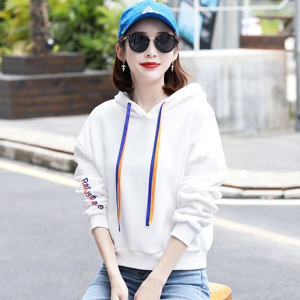 

плюшевый короткая осень зима 2020 новый с капюшоном с длинным рукавом для студентов плюша короткой осени зима 2020 свитера нового с капюшоно, Black