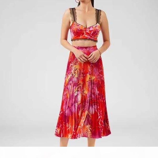 

new baroque holiday style camisole + high waist printed pleated skirt suit, White