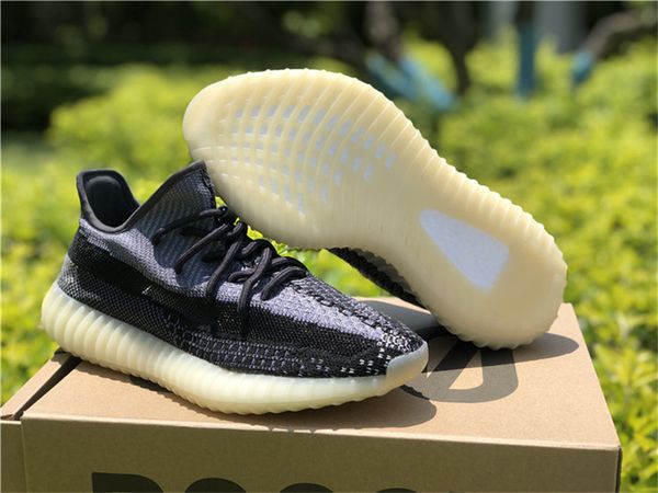 

originals v2 carbon oreo black fz5000 running shoes men women kanye west wave runner authentic snakers zapatos sports with box 36-47