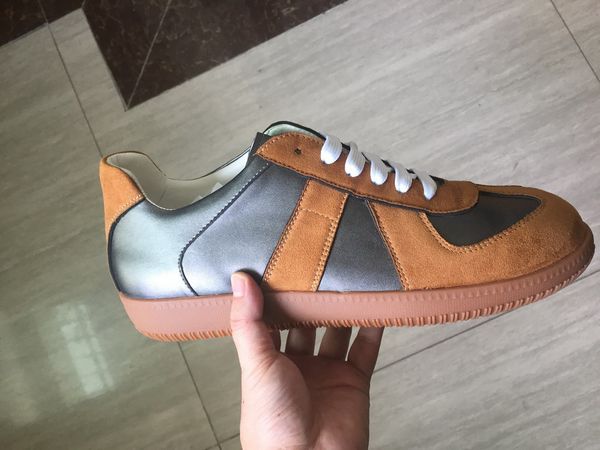 

2021 fashion men flat shoes new popular graffiti soft leather shoes men's printing casual shoes custom 38-47 with box, Black