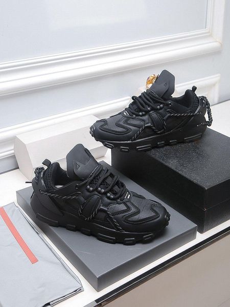 

2021 new high-quality men's casual shoes, lightweight wear-resistant outsole, comfortable and breathable men's outdoor sports shoe, Black