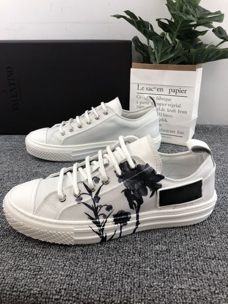 

2020 new couple canvas shoes comfortable casual running shoes men's shoe women's shoes sports shoe, Black
