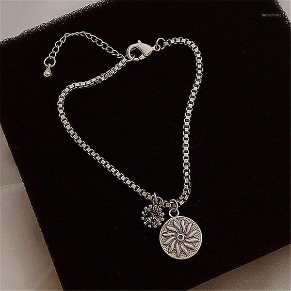 

antique silver color daisy flower bracelet women vintage jewelry wholesale gift bracelet for students1, Golden;silver