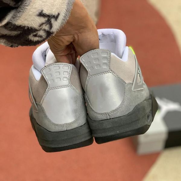 

jumpman 4 ретро 95 neon 5342 007 с крутой серый вольт волка anther дешевые посадочные спортивные кроссовки кроссовки обувь преодоленность на