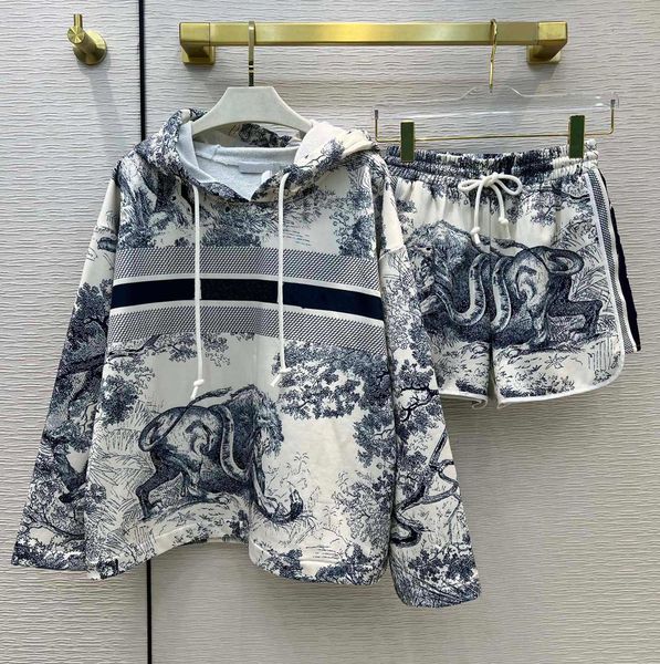 

22ss women tracksuits spring and summer men suit fashion loose shoulder hooded sweater with classic shorts tracksuit, Gray