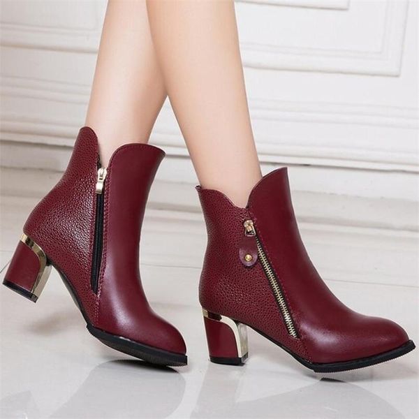 

плюс размер высокий каблук короткие сапоги женщины 2020 новый толстый каблук круглый носок высокие нескользящие женщины езда сапоги мода жен, Black