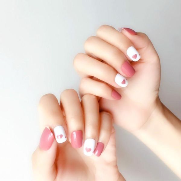 

false nails 24 pcs/box wearable fake fashionable heart bridal short oval head lady full cover finished fingernail, Red;gold