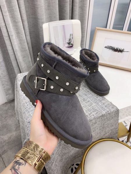

new winter 2020 ankle boots women's double button pearl rivet thick soled boots fur integration + drill button, Black
