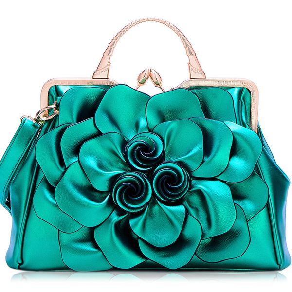

2021 fashion ladies luxury for women leather courier bags bridal flowers handbags o3x3