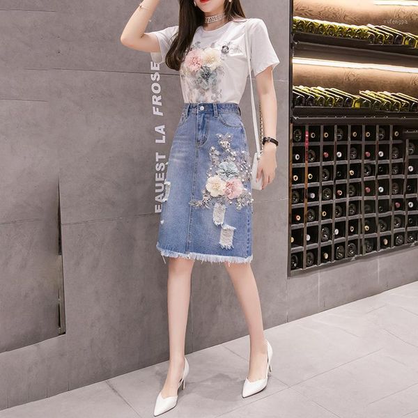 

2020 spring summer new t shirt women fashion embroidery flowers casual t-shirt + hole denim skirt set women two piece sets h1181, Gray