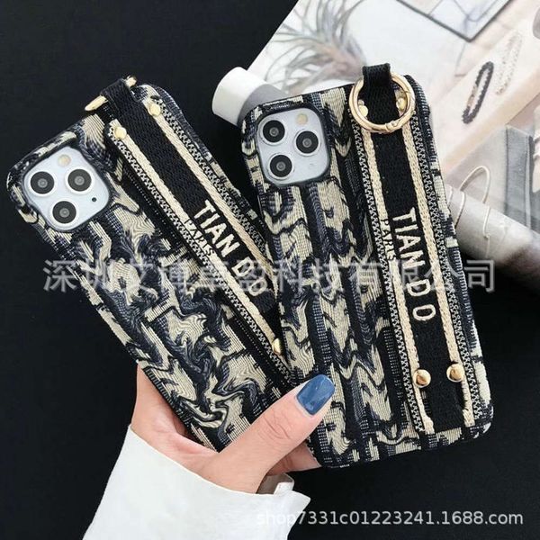 

bgrfsuitable for money card bag, 12promax mobile phone case, luxury vip 11 protective case and braceletswza