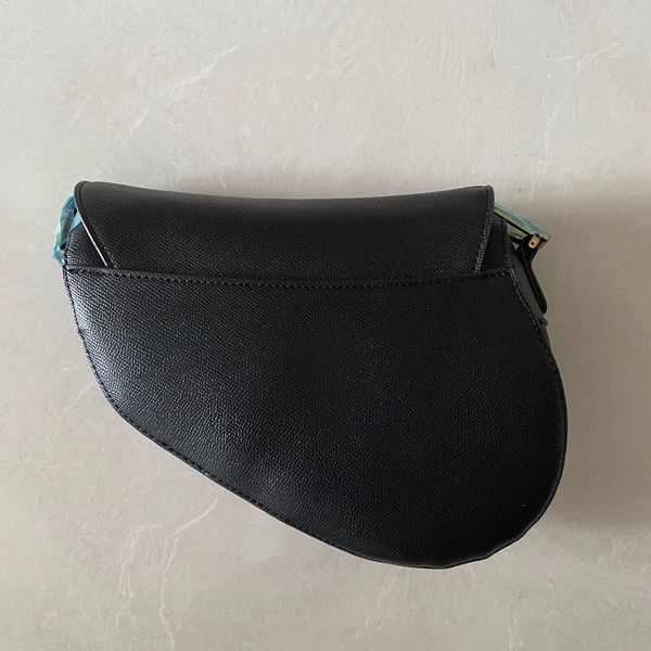 

2020 new womens handbag new letter shoulder bag genuine leather messenger bag saddle bag ing