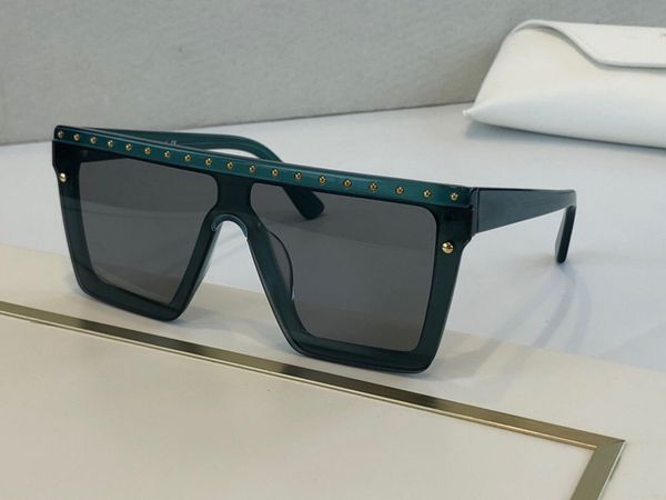 

2021 fashion sunglasses retro trend square frame glasses mosaic rivets design lens laser eyewear uv400 protection, White;black