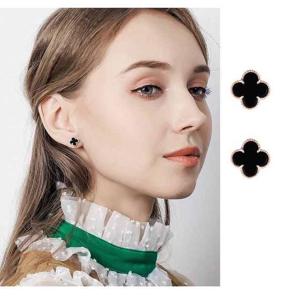 

wholesale designer earrings 925 sterling silver plated stud earrings small four leaf clover charm earrings for women jewelry, Golden;silver