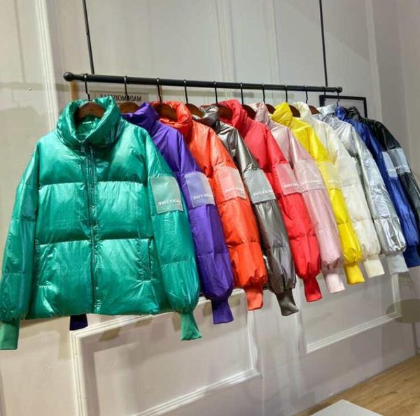 

горячие продажи женщин зимняя куртка пальто утолщение женской одежды дамы реальный енот меховой воротник капюшоном пуховик, Black