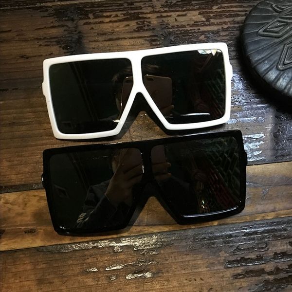 

blfil sl wind zheng xiuwen small white net red star same style sunglasses female oversize box m l, White;black