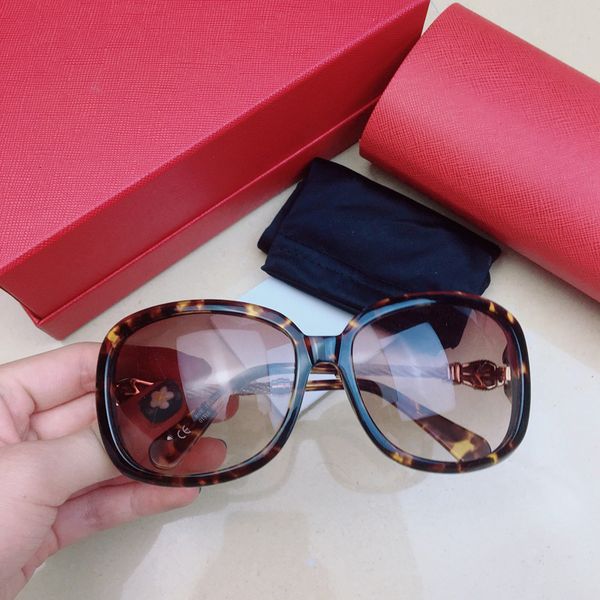 

men women's general sunglasses 0131s large square frame leopard color inlay diamond fashion glasses, White;black