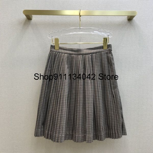 

2020 new ladies fashionable houndstooth pleated skirt 1029 y1214, Black