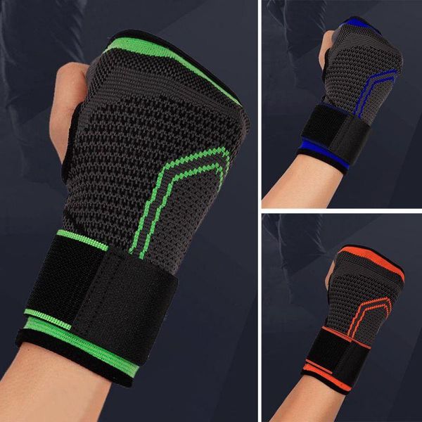 

wrist support 200 four fingers fitness gloves men or women half finger non-slip breathable movement dumbbell lifting weight, Black;red