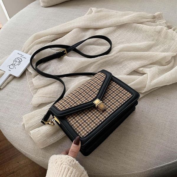 

solid color pu leather crossbody bags for women 2021 chain shoulder messenger sac female travel lock handbag women's leather bag