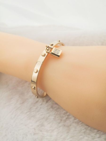 

bangle european and american classic luxury for women steel color rose lock, Black