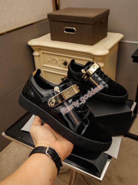 

2020 mens design sneakers low cut spikes flats shoes for men women leather sneakers party designer shoes 38-44, Black;red