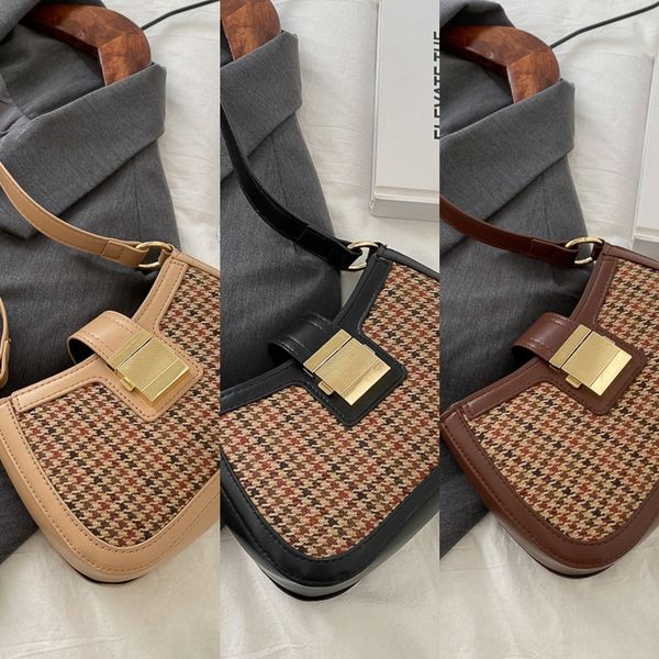 

06rnt armpit for women 2020 new shoulder messenger fashion japanese and korean checked small bag square small design square shoulder single