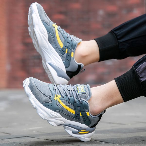 

the breathable wickedness of men with shoes -up light air -comfortable comfortable ultra-light casual wild fashion, Black;brown