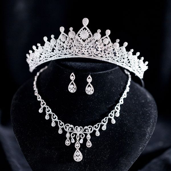 

2020 new luxury bridal dress headdress crown atmosphere three piece necklace wedding accessories, Silver