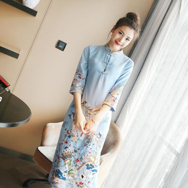 

2020 chinese traditional embroidery dress satin silk cheongsam qipao cheongsam chinese traditional lace embroidery dresses1, Red