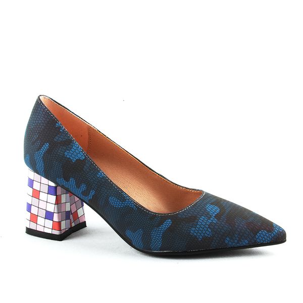 

2021 plus size 22-26.5cm finger pointed heel bombs three colors female shoes cyss, Black