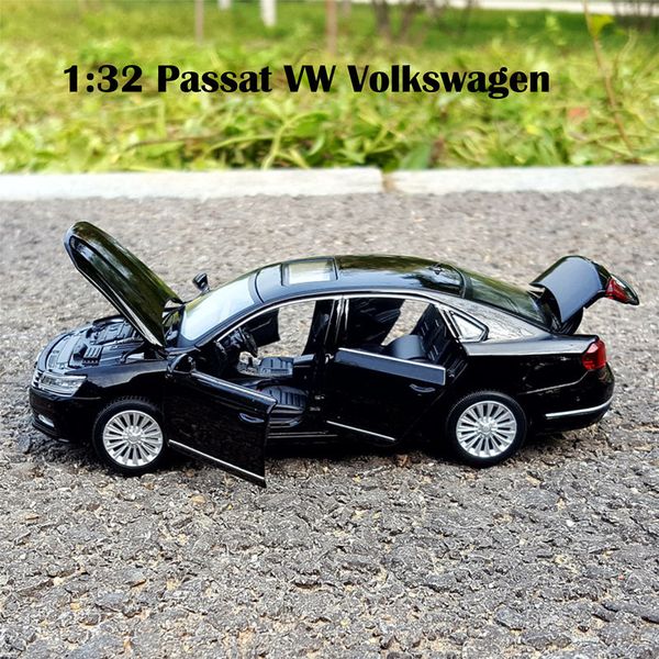 

diecast scale 1:32 passat vw volkswagen metal toy car models 6 openable doors model sound and light pull back suv toys for kids