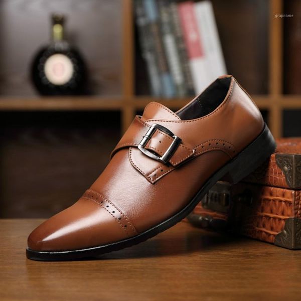 

2021 brogues men dress shoes brown/black pointed toe leather male shoes men high heels formal business 38-481