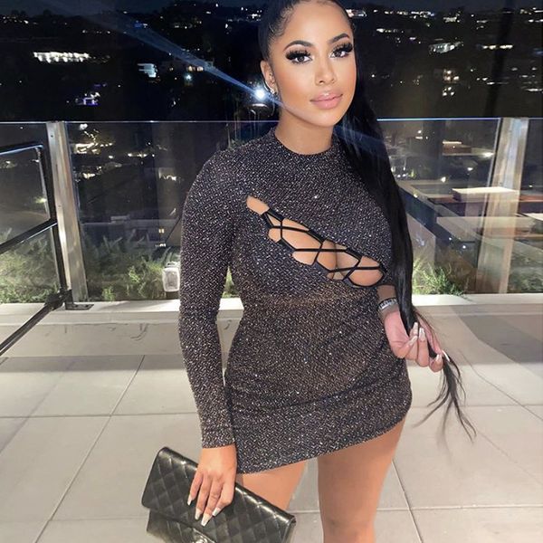 

dress with cut-out round neck shiny buttocks in autumn and winter 2021