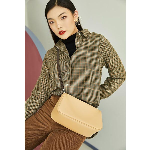 

2020 autumn and winter new pillow bag trend hit color single shoulder messenger bag lychee pattern retro