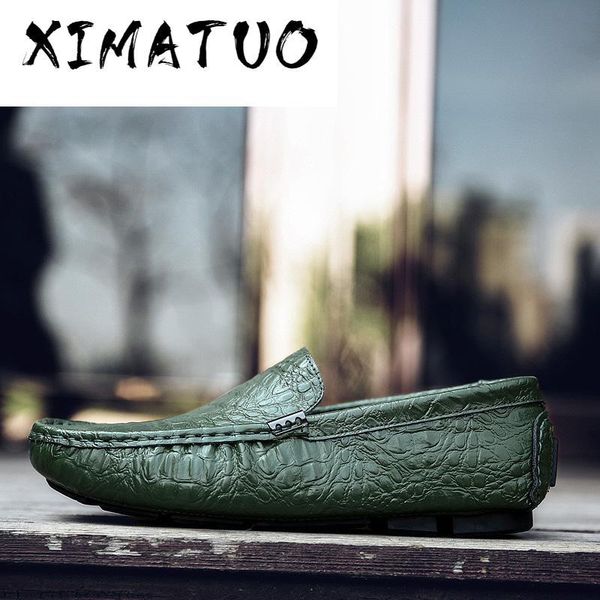 

men's casual shoes 2020 crocodile leather italian loafers men moccasins slip on boat shoes plus size 38-47, Black