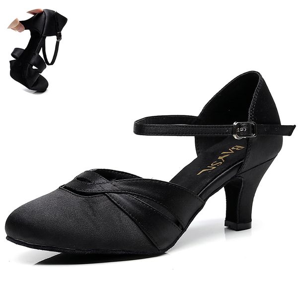 

2021 new women closed toe ballroom salsa dancing shoe girls square heel prtaice teacher dance for kids soft bottom latin shoes owtv, Black